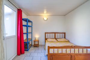 Appartements Appartement T2, plain-pied, equipe : photos des chambres