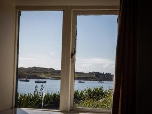 The Beach, Days Bar and B&B