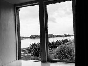 The Beach, Days Bar and B&B