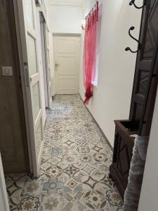 Appartements Le royal, F2 en centre-ville : photos des chambres