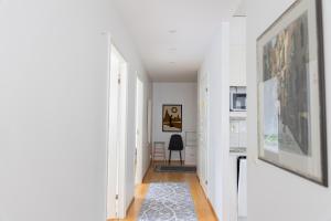 2BDR City Apt with Private Sauna