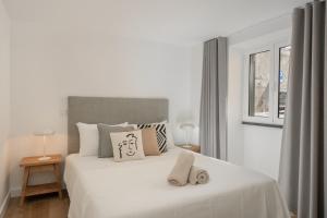 Fort of Old Town Apartments by OurMadeira