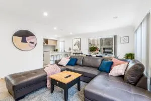 Bayside luxury! - Wallington