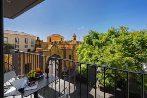 Fort of Old Town Apartments by OurMadeira