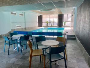 Hotels Logis Hotel-Restaurant Aux Trois Roses : photos des chambres
