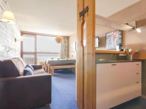 Appartement ski aux pieds avec balcon et wifi - FR-1-346-440