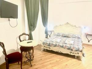 King Room with Balcony
