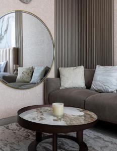 Waves - Refined Studio with Balcony & City Views in Luma21
