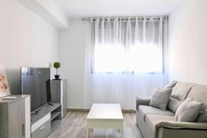 For You Rentals Acogedor apartamento TEMPORAL de un dormitorio en Chamartin MMA322A