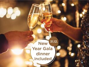 Special Offer - Family Room (2 Adults + 1 Child) with Balcony and New Year's Gala Dinner Package room in Wellness Hotel Apollo – Terme & Wellness LifeClass