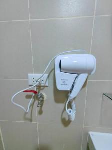 1BR Condotel with Balcony at FAME Residences #FM53