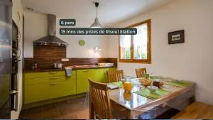 Chalet 70 m2 - Risoul Village - à 15 mn des pistes - Doussarelle