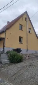 Monteurunterkünfte im idyllischen Altenberga - Bucha