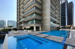 Spacious 1BHK In Downtown Dubai 8 BLVD