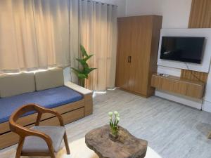 Tranquil - Unit in Nuvali located at 5th floor w Balcony