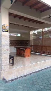 Jatisela Bungalow - Midang