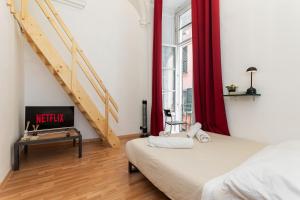 Lusso, Doppio appartamento a 50 passi dal Duomo