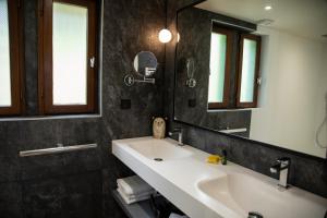 Appart'hotels ISKO CHALETS-HOTEL, Col d'Aubisque : Chalet 1 Chambre