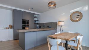 Prime Riverside 1BDR Apartment by LovelyStay
