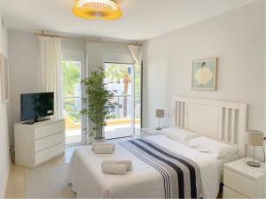 Estepona Port Apartment BAYWATCH