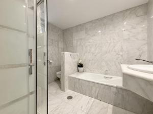 Estepona Port Apartment BAYWATCH