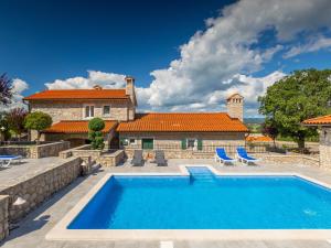 Holiday Home Villa Škavre by Interhome