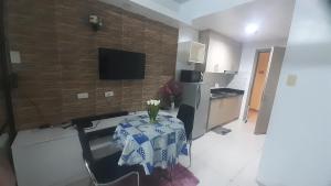 Jinhs place to STAYCATION