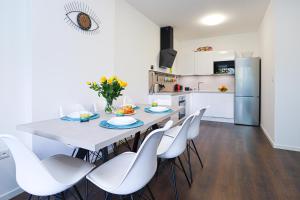 Génua Apartman by BLTN