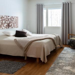 Spacious home surrounded by arctic nature