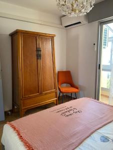 lappart de la mer Sanary, confort absolu, tout à pied, port, plage, clim et garage privé