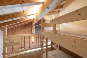 Chalets Les Belles des Champs : photos des chambres