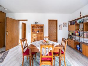 Wonderful holiday apartment with great balcony