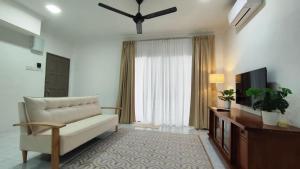 Homestay Anggerik 56 Saujana Utama