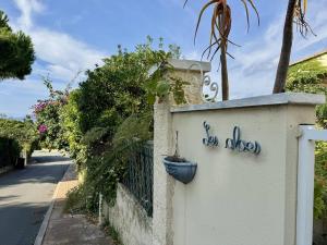 Villas Maison Les aloes - vue mer et proche centre ville : photos des chambres
