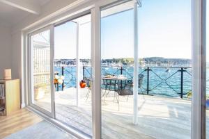 Janes Court, Packet Quays