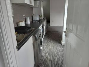 Simple and sweet, Flat on Lewis Street - 1 BR