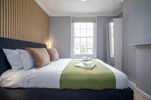 2 Bedroom Flat in Notting Hill