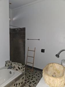 Alam Sutra Guest House