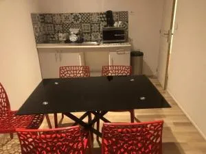 Appartement confortable à Saint-Éloy-les-Mines 55 m² pour 6 personnes - Espinasse