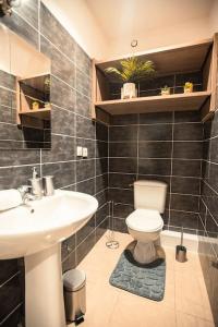 Appartements L-onde Douce - T2 Cosy - Proximite tram T3 & T7 : photos des chambres