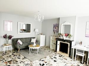 Maisons de vacances Maison de village - Suite Baroque cosy et elegante a 1 h de Paris proche Fontainebleau : photos des chambres