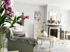 Maisons de vacances Maison de village - Suite Baroque cosy et elegante a 1 h de Paris proche Fontainebleau : photos des chambres