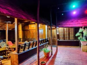 Moon Waves Beach Hotel Varkala