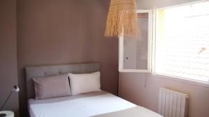 Sejours chez l'habitant Chambre calme dans maison 5iemr arrondissement : photos des chambres