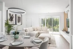 Chloe's Retreat - Mirabel