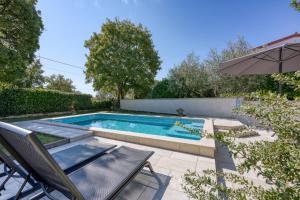 Holiday House Rita with Private Pool