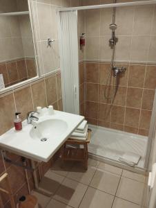 Hotels Hotel de France : photos des chambres