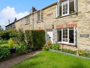 Michaelmas Cottage - Kea