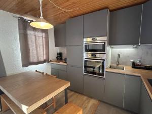 Appartement famille Méribel, proche pistes, balcon, casier à skis - FR-1-355-238