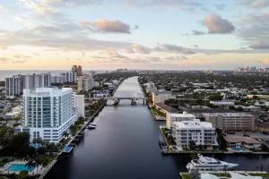 Residence Inn by Marriott Fort Lauderdale Intracoastal - Помпано-Бич